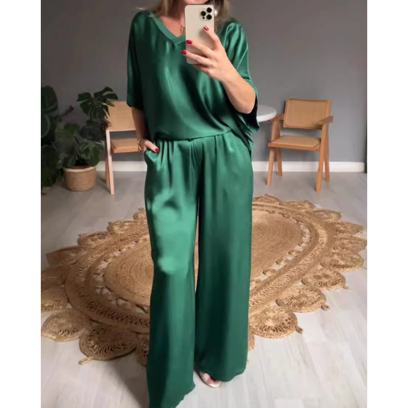 Triplechic™ Loose Satin Top & Pants Set