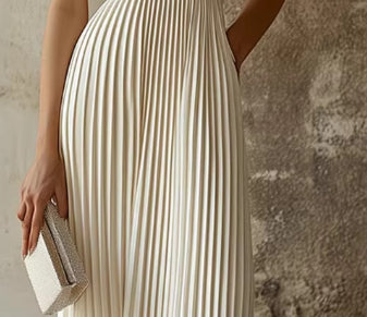 Triplechic™ LuxeContour Gown