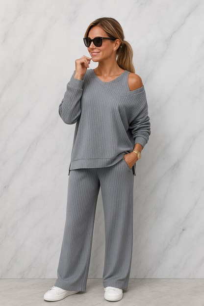 Triplechic™ V-Neck Vest 3-Piece Set