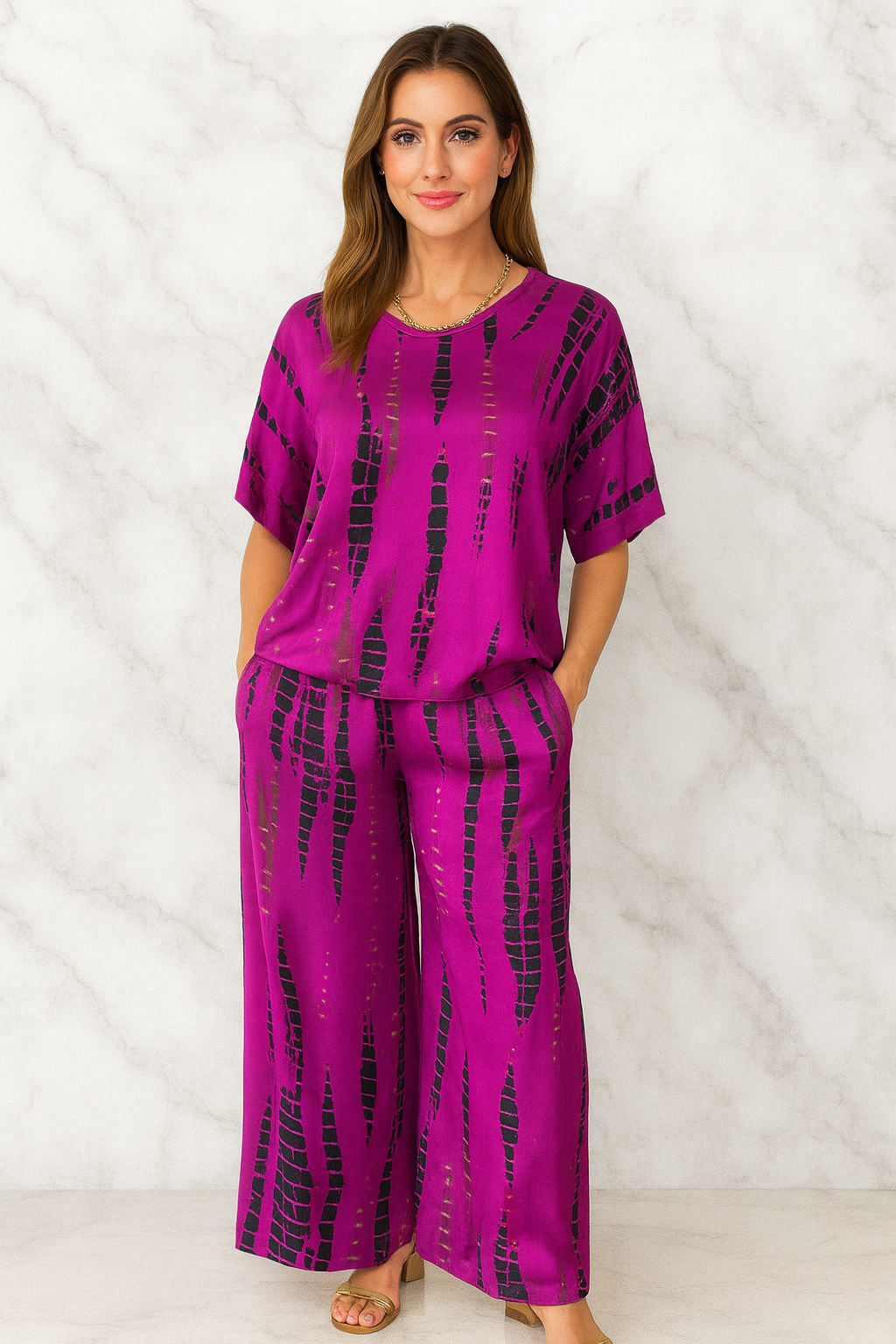 Triplechic™ Printed Round Neck Two-Piece Set