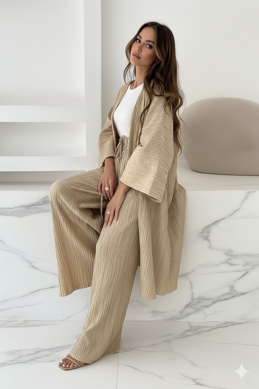 Triplechic™ PleatEase Two-Piece Set